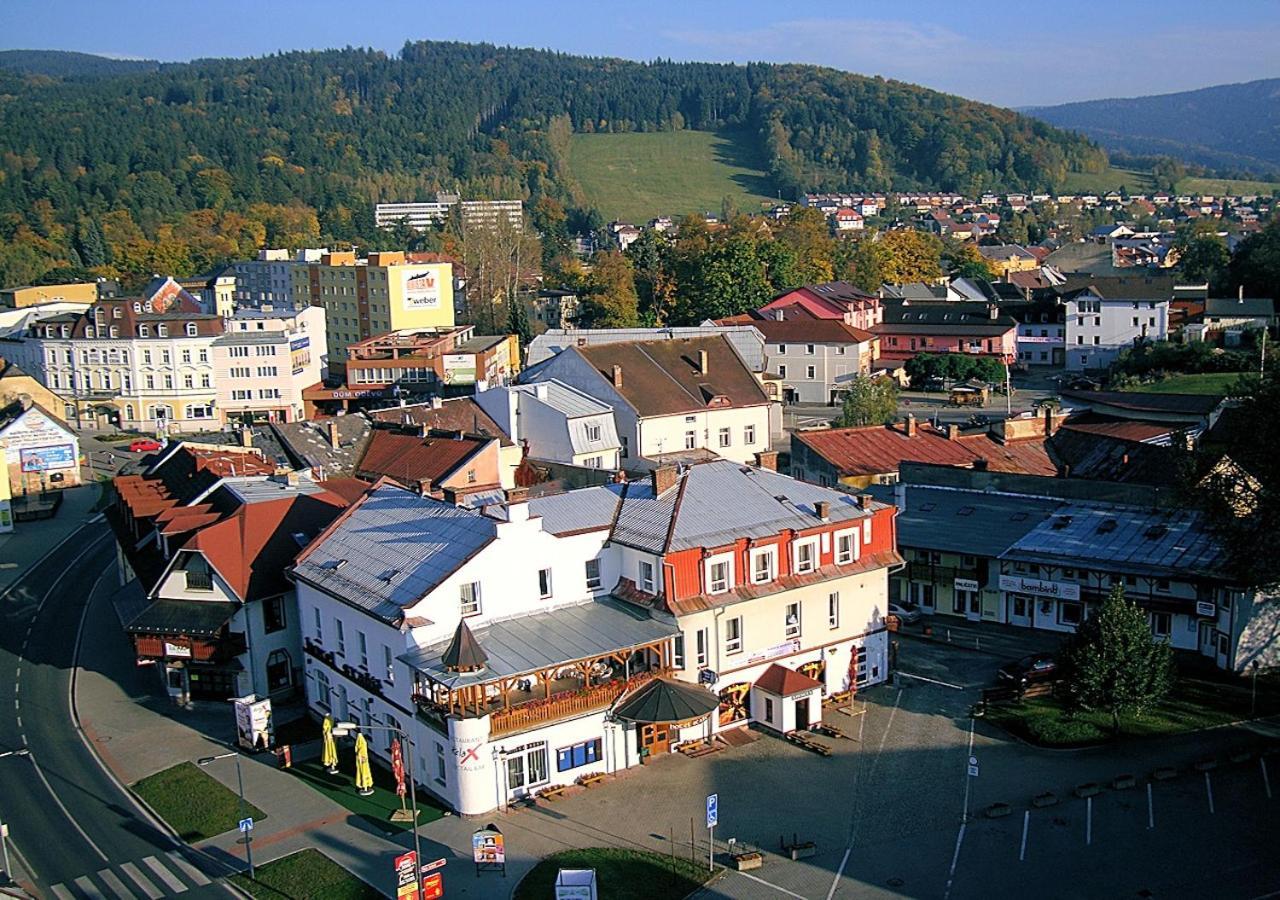Hotel Staric Jeseník Extérieur photo